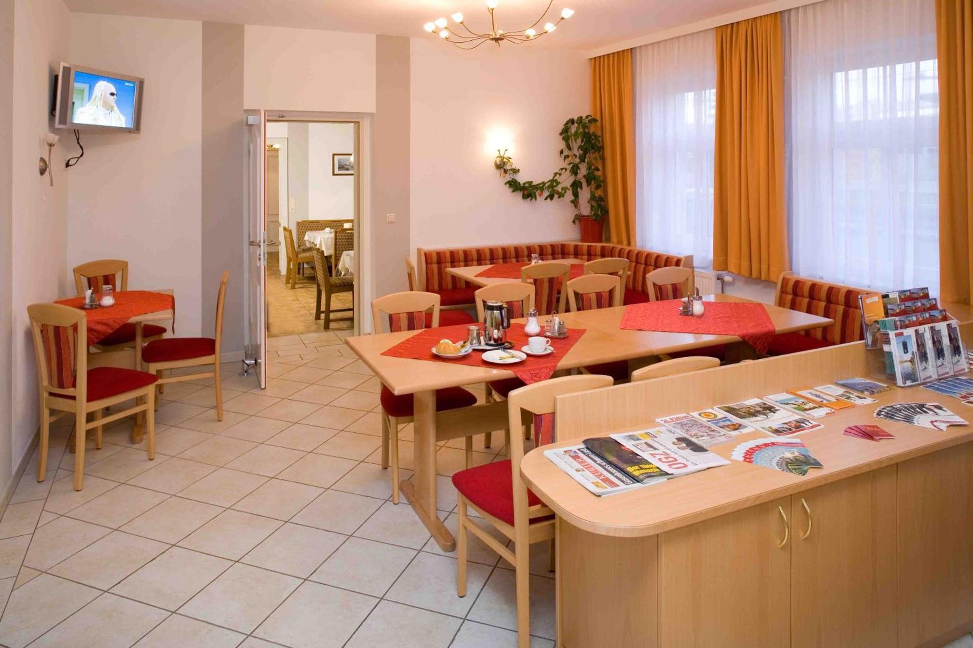 Pension Elisabeth Sankt Poelten Exteriér fotografie